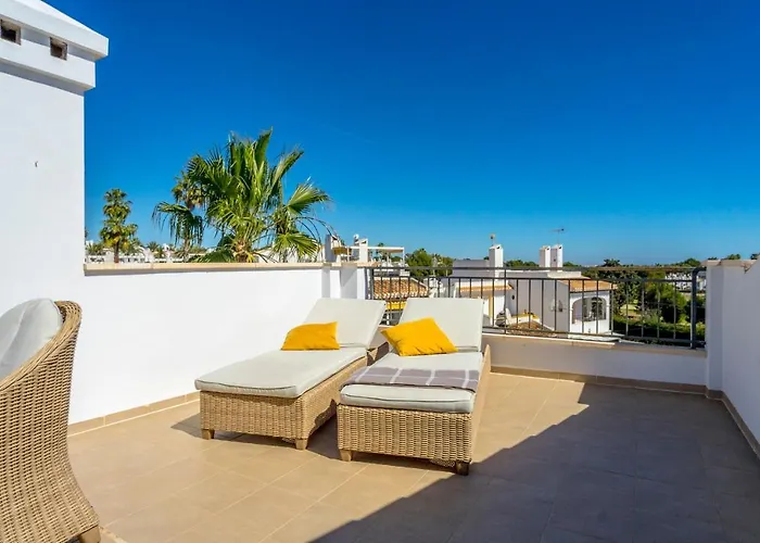 Cb Living - Cosy Loft With Terrace, Villamartin