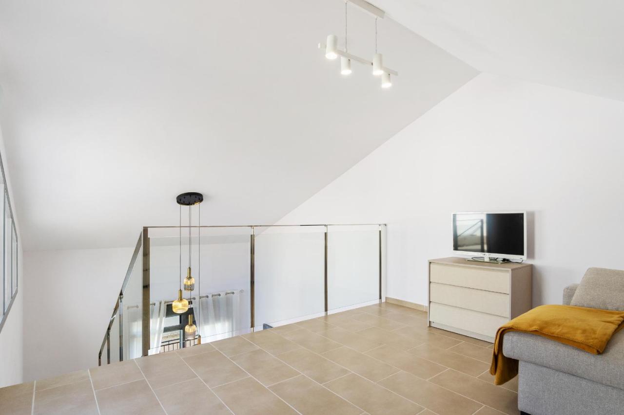 Cb Living - Cosy Loft With Terrace, Villamartin Apartamento *