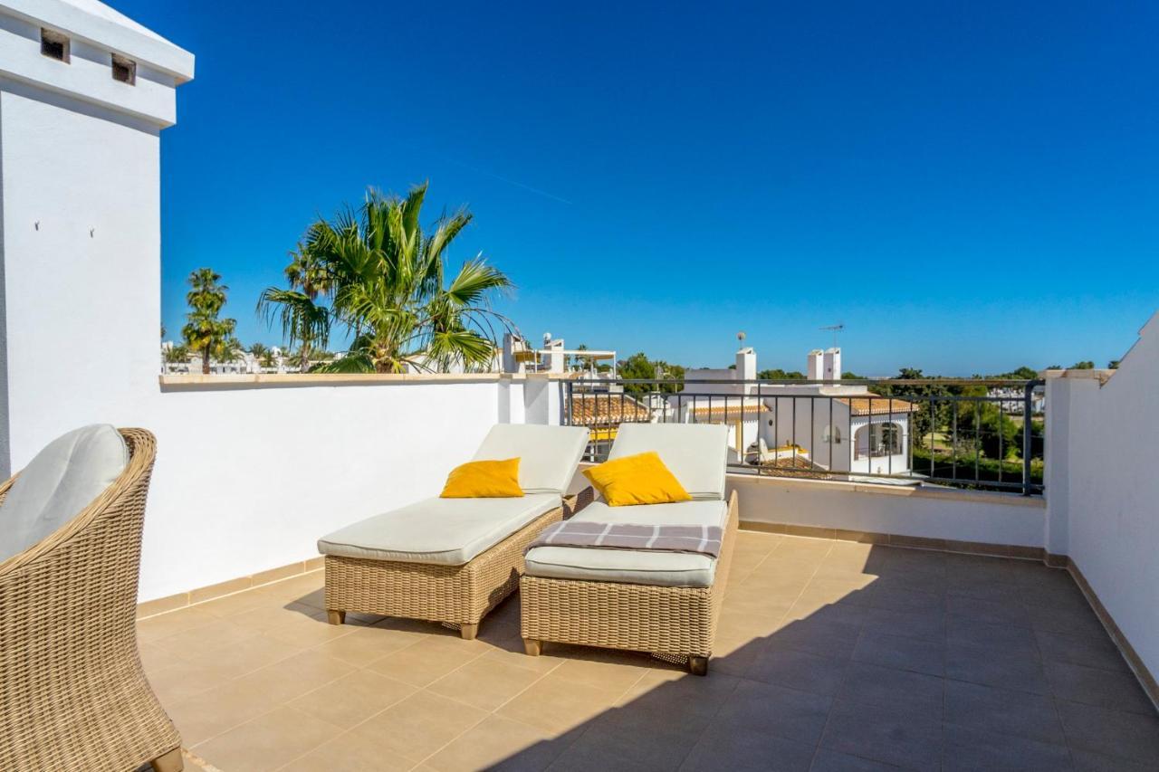 Cb Living - Cosy Loft With Terrace, Villamartin Apartament *